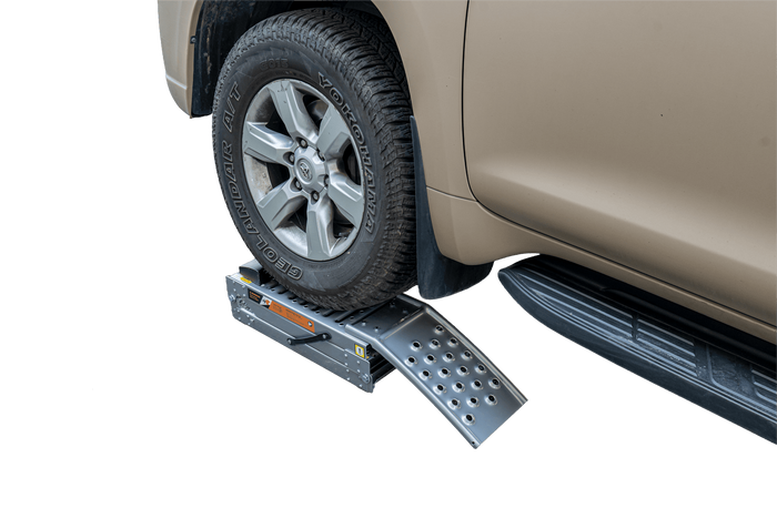 UNITRAILER ALR005 salokāmas tērauda rampas piekabēm 200 cm 500 kg 2 gab. komplekts